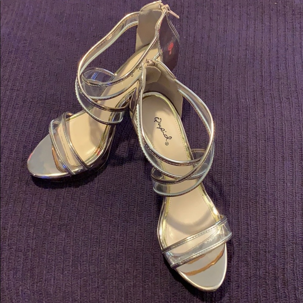 Heeled sandal